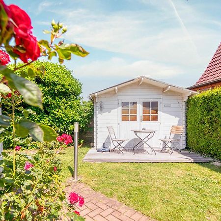 DER SÜDSCHWEDE ... Dein Gästehaus mitten in Zingst und nah zum Strand Exterior foto