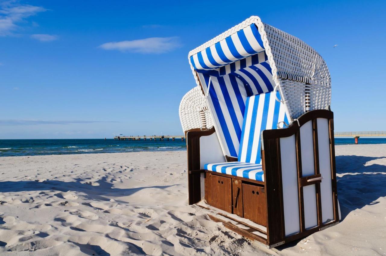 DER SÜDSCHWEDE ... Dein Gästehaus mitten in Zingst und nah zum Strand Exterior foto