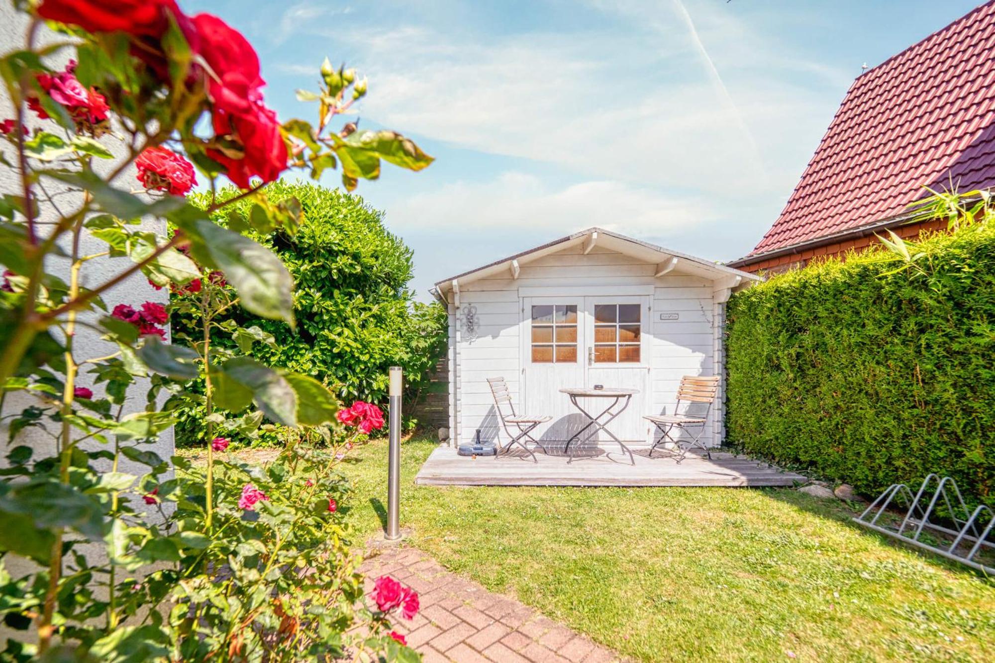 DER SÜDSCHWEDE ... Dein Gästehaus mitten in Zingst und nah zum Strand Exterior foto